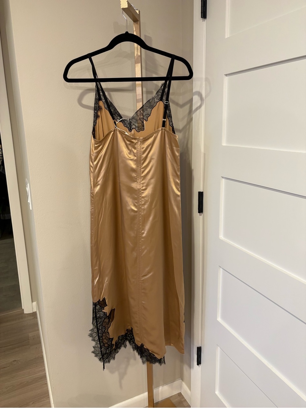 Helmut lang Lace Trim Slip Dress. Size S. NWT. MSRP $620. Flaw See Pic - Picture 6 of 9